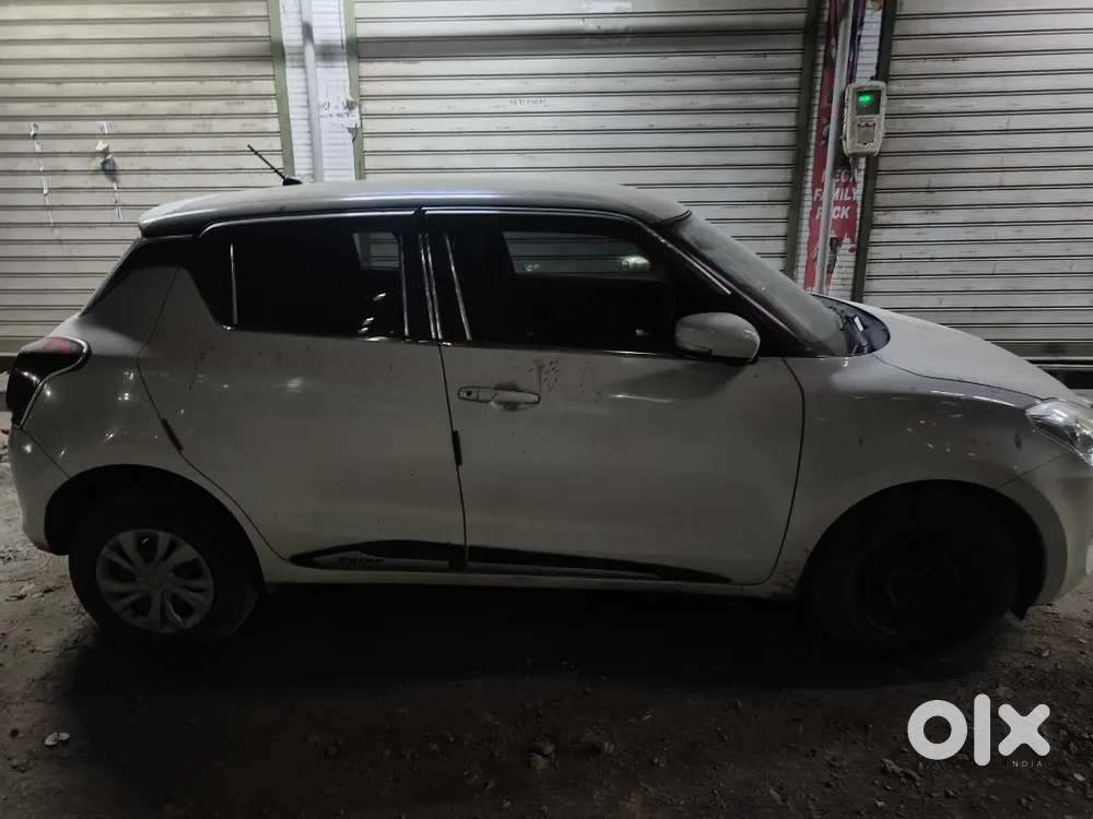 Maruti Suzuki Swift 2022 Petrol 13000 Km Driven Fully Condition