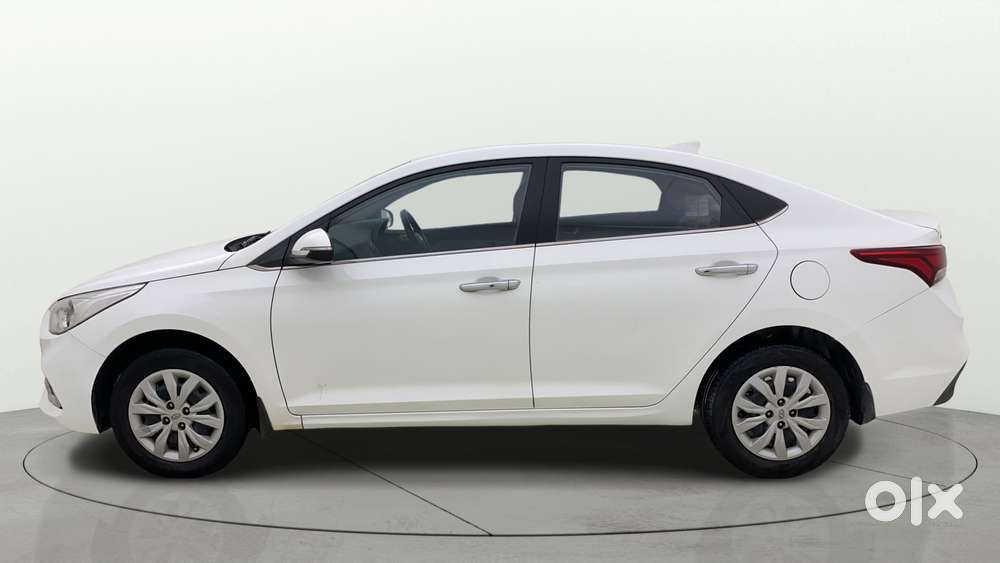 Hyundai Verna 1.4 Vtvt Ex, 2019, Petrol