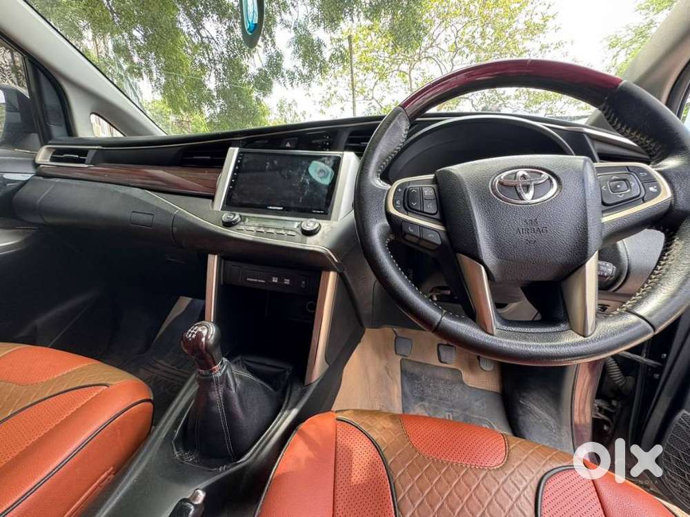 Toyota Innova Crysta 2.8 Z, 2016, Diesel