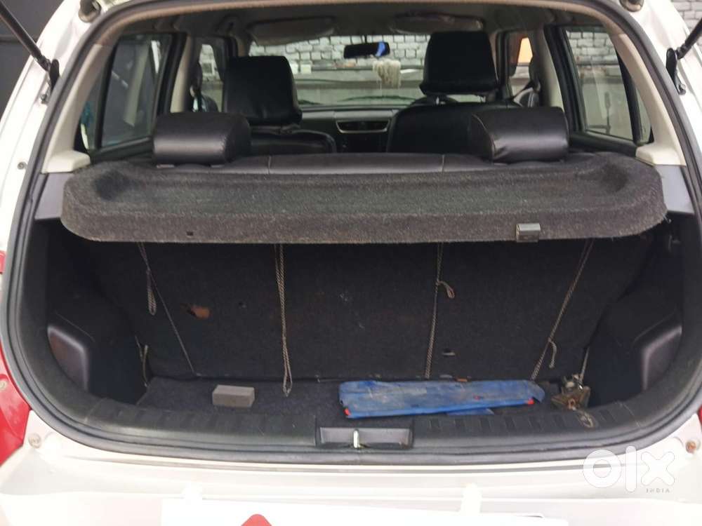Maruti Suzuki Swift 1.3 Zxi, 2013, Petrol