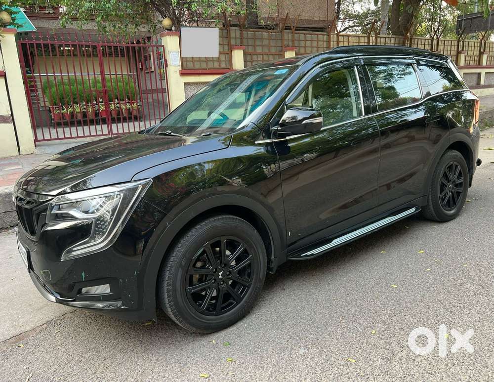 Mahindra Xuv700 2.0 Ax 7 Petrol At Luxury Pack Str, 2025, Petrol