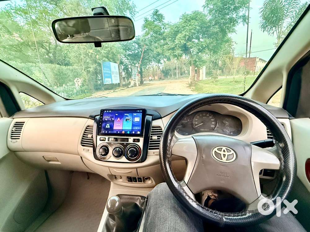 Toyota Innova Diesel 2014/2015 Year