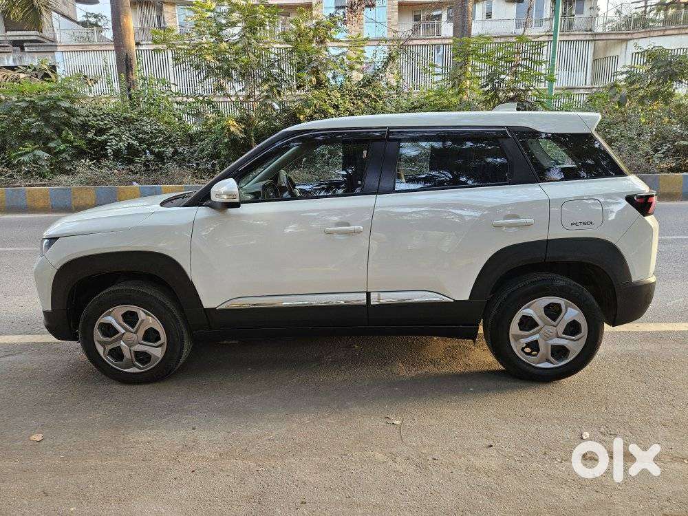 Maruti Suzuki Brezza 1.5 Vxi Smart Hybrid, 2023, Petrol