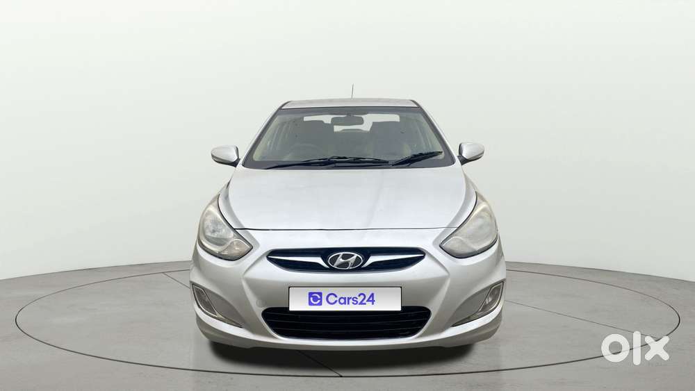 Hyundai Verna Fluidic 1.6 Vtvt Sx, 2013, Petrol