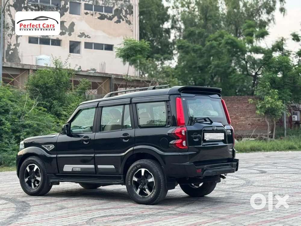 Mahindra Scorpio Classic, 2022, Diesel