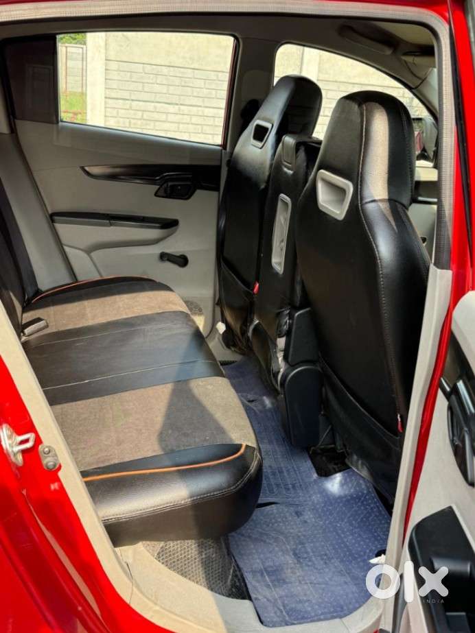 Mahindra Kuv 100 Mahindra-kuv-100-d75-k2-plus, 2017, Petrol