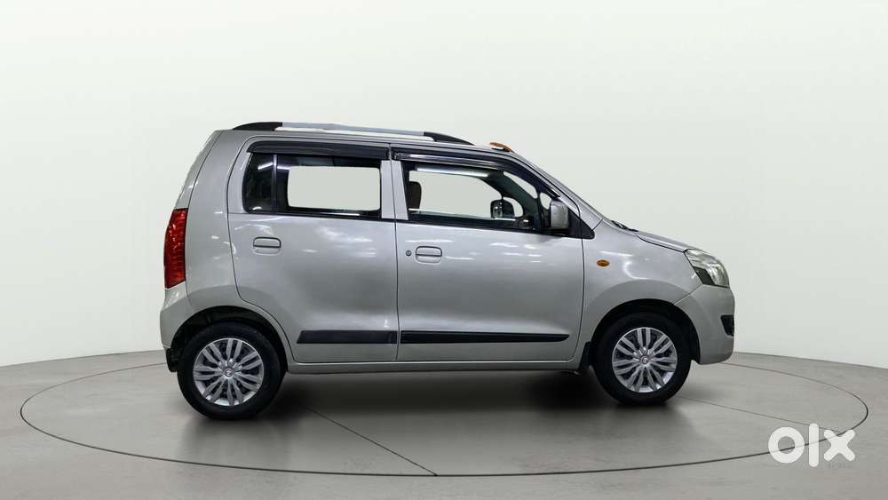 Maruti Suzuki Wagon R Vxi Amt, 2017, Petrol
