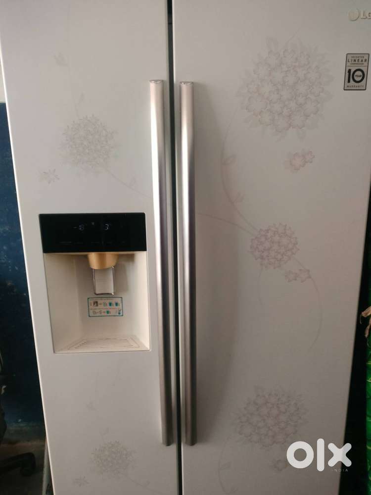LG DOUBLE DOOR FRIDGE