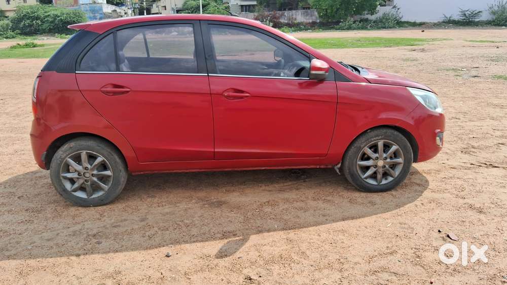 Tata Bolt Revotron Xt, 2017, Petrol