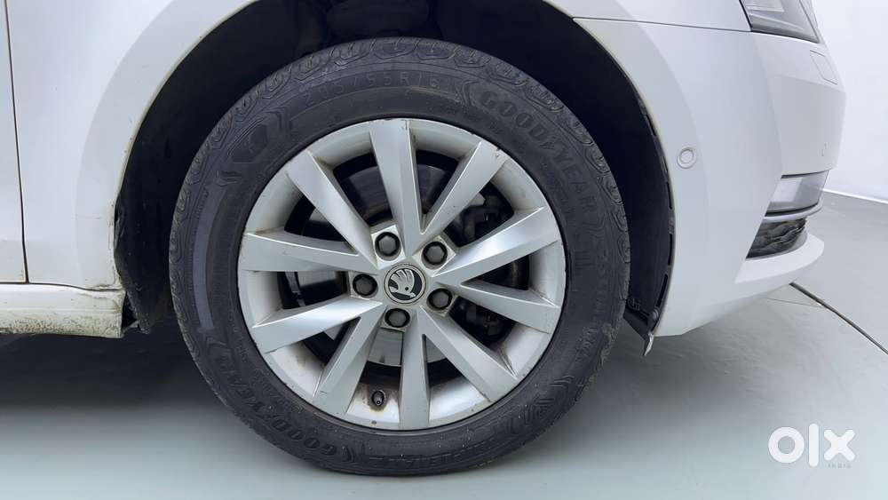 Skoda Octavia 2.0 L K Tsi At, 2018, Petrol