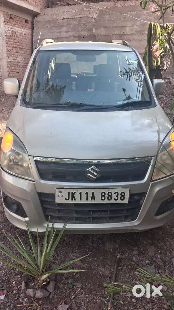 Maruti Suzuki Wagon R 1.0 2014 Silver Colour Brand New Condition