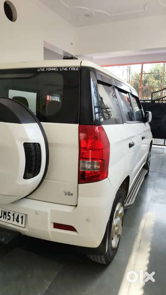 Mahindra Tuv 300 2018