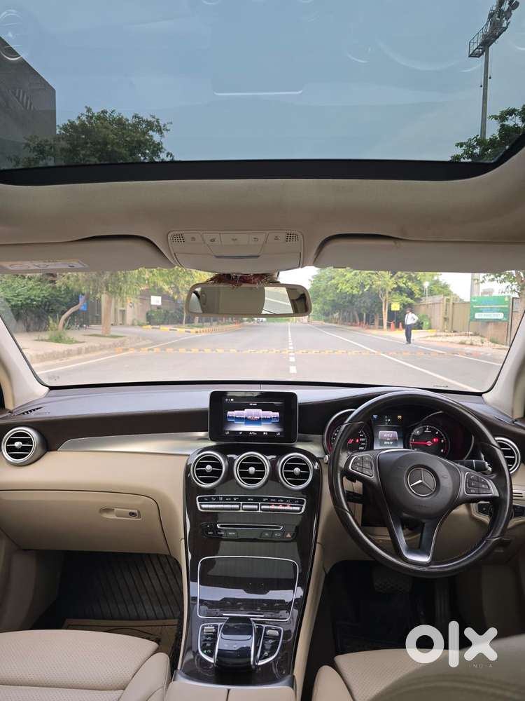 Mercedes-benz Glc Class 220d Celebration Edition, 2017, Diesel