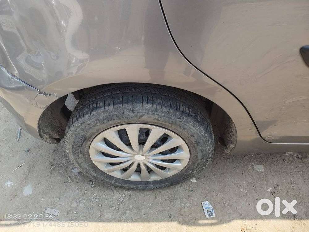 Maruti Suzuki Swift Vxi Cng, 2012, Cng & Hybrids