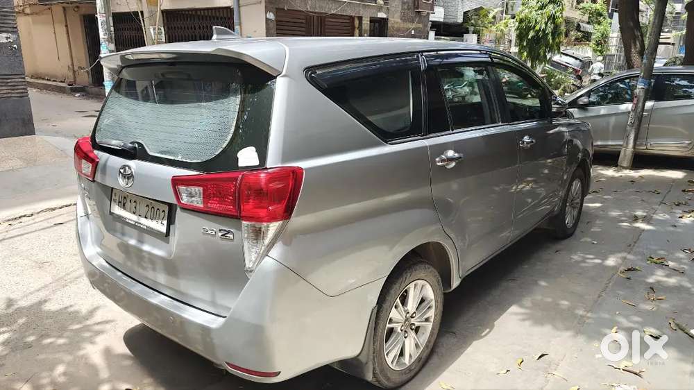 Toyota Innova Crysta 2.8zx At Top Model 2017 Diesel