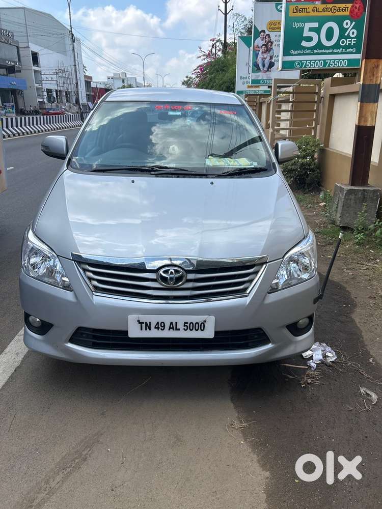 Toyota Innova 2012 Diesel Well Maintained