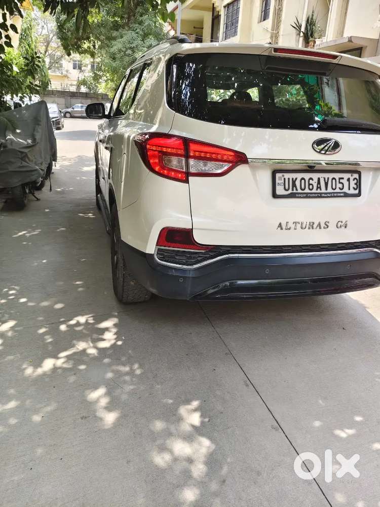 Mahindra Alturas G4 2019