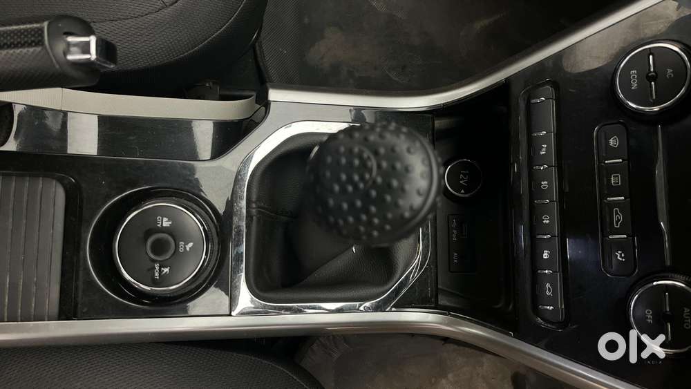 Tata Nexon 1.2 Revotron Xz Plus, 2018, Petrol