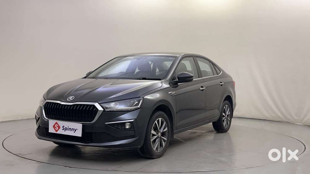 Skoda Slavia Style 1.0l Tsi Mt, 2023, Petrol