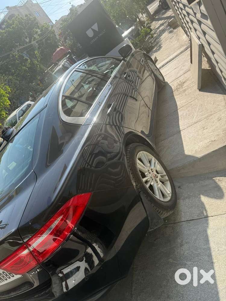 Jaguar Xe 2019 Portfolio Top End Luxury Immaculate Condition