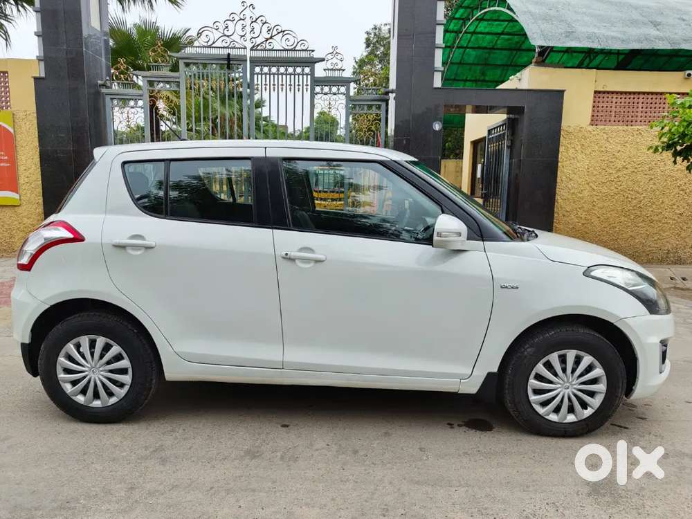 Maruti Suzuki Swift 2015 Diesel Well Maintained, 4 Tyre New ,