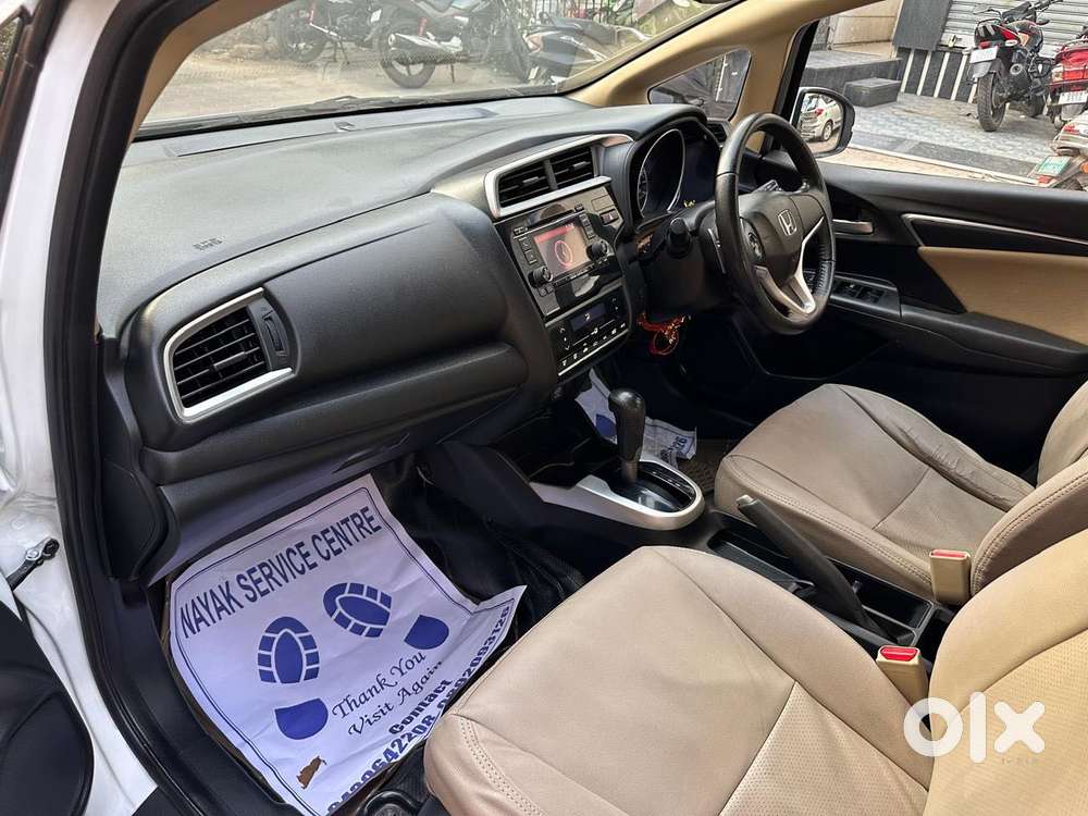 Honda Jazz V Automatic, 2017, Petrol