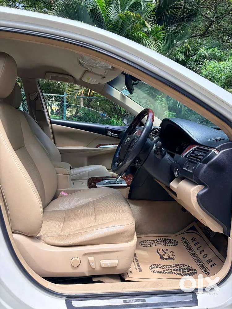 Toyota Camry 2013 Petrol Well Maintained