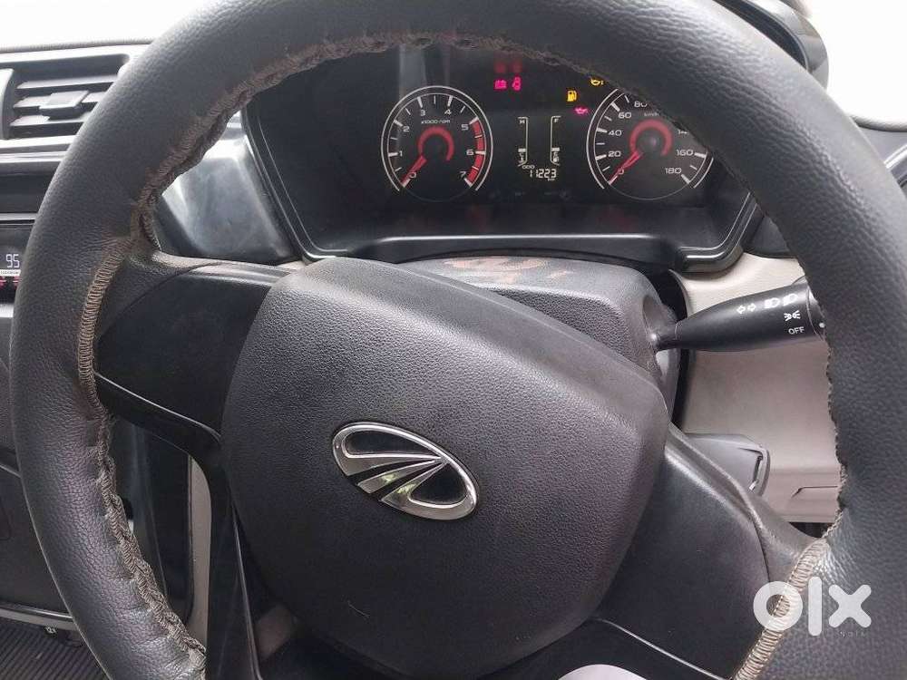 Mahindra Kuv 100 2016-2017 Mfalcon G80 K2, 2017, Petrol