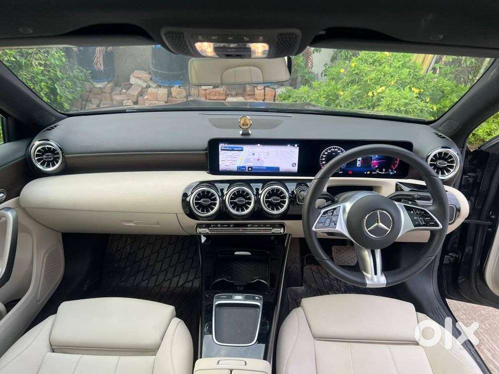 Mercedes-benz A-class Limousine 1.3 A 200, 2025, Petrol