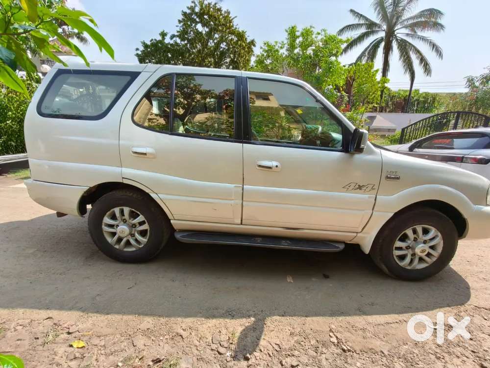 2011 Tata Safari Storme