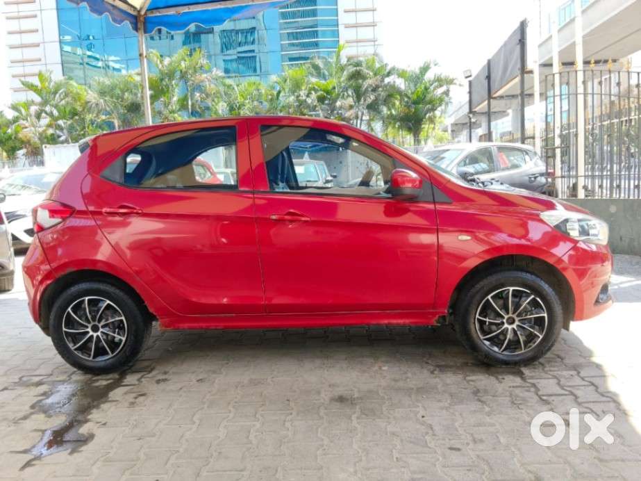 Tata Tiago 1.2 Revotron Xm, 2018, Petrol