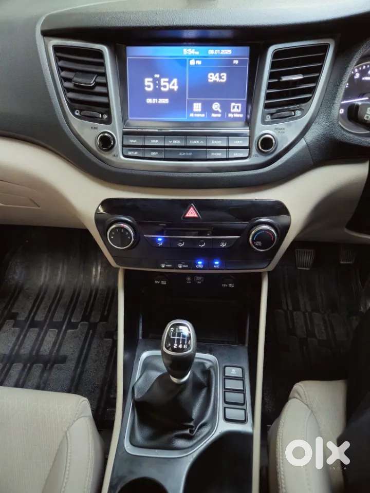 Hyundai Tucson 2.0 2wd Mt Petrol, 2017, Petrol