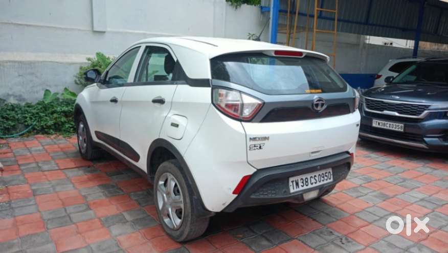 Tata Nexon 1.2 Revotron Xm, 2019, Diesel