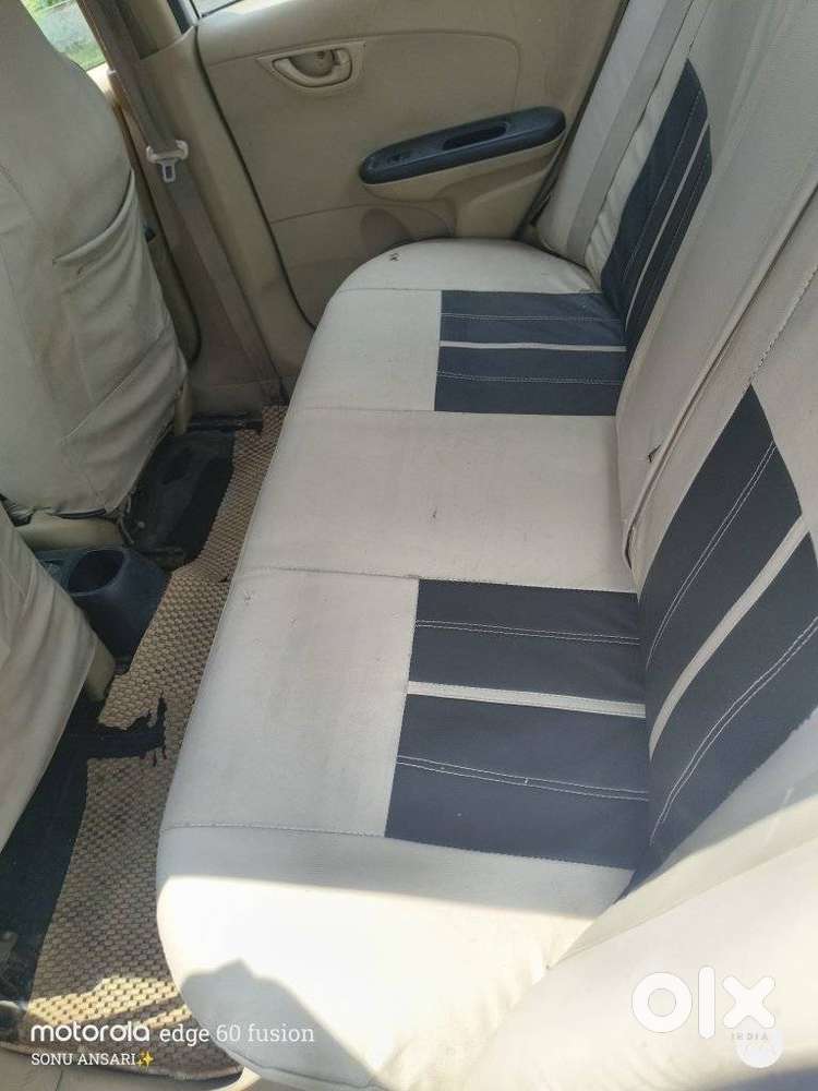 Honda Amaze, 2016, Petrol