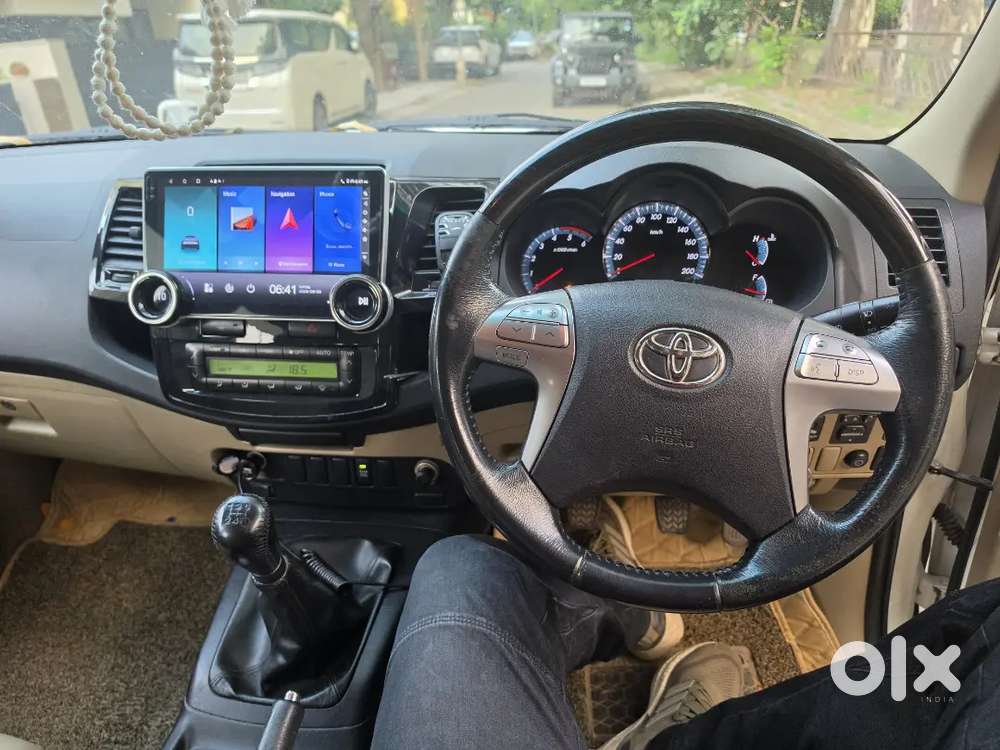 Toyota Fortuner 2015 Diesel Manual White