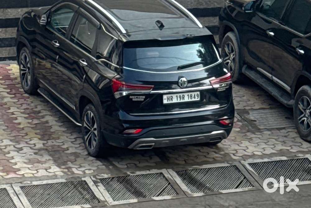 Mg Hector Plus 2022 Km Driven