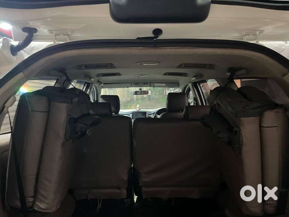Toyota Innova 2.5 G (diesel) 8 Seater, 2016, Diesel