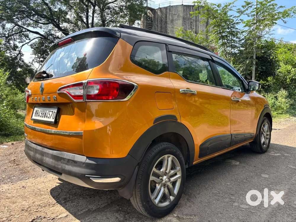 Renault Triber Rxz, 2023, Petrol
