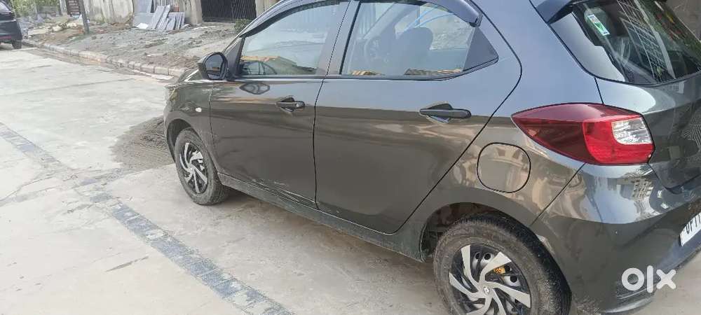 Tata Tiago 2024 Petrol Well Maintained