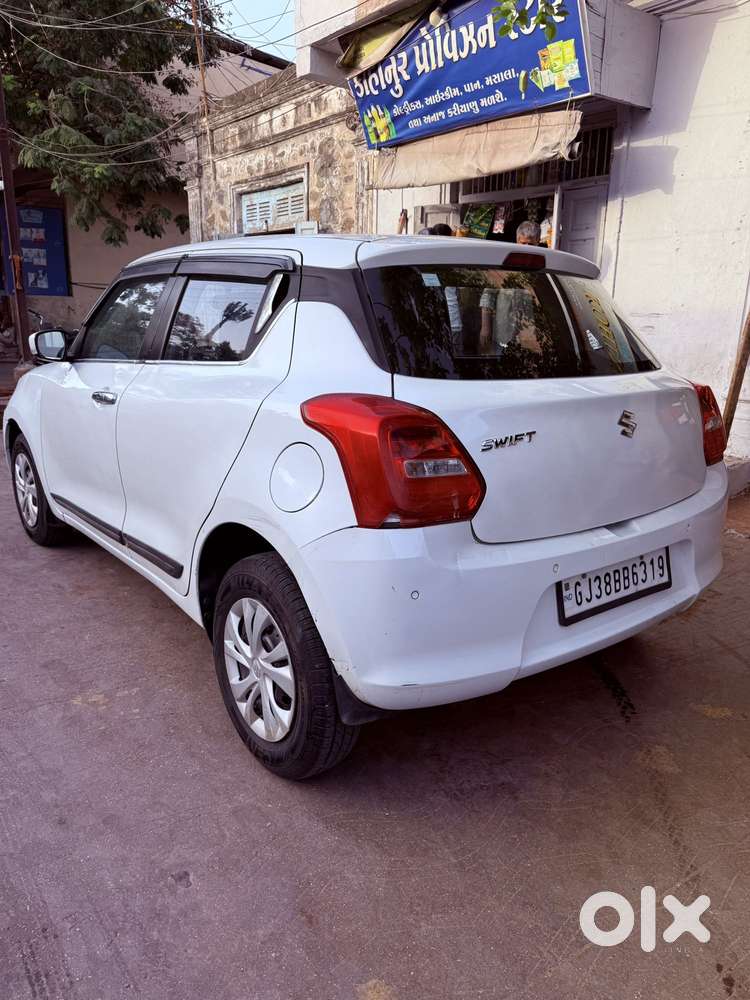 Maruti Suzuki Swift Vxi + Manual, 2020, Petrol