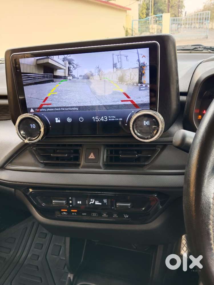 Maruti Suzuki Swift Lxi Optional-o, 2025, Petrol