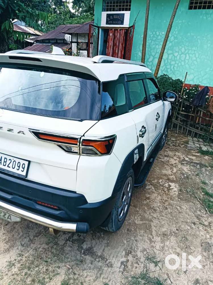 Maruti Suzuki Brezza Vxi 2024