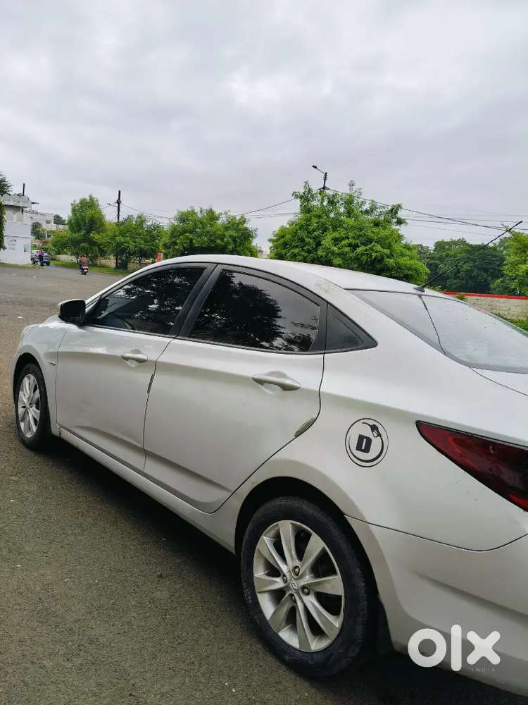 Hyundai Verna 1.6 Crdi 2012
