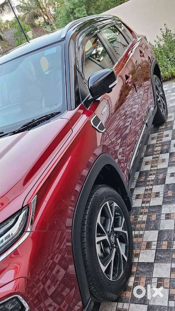 Toyota Urban Cruiser Hyryder 1.5 V Hybrid, 2024, Petrol