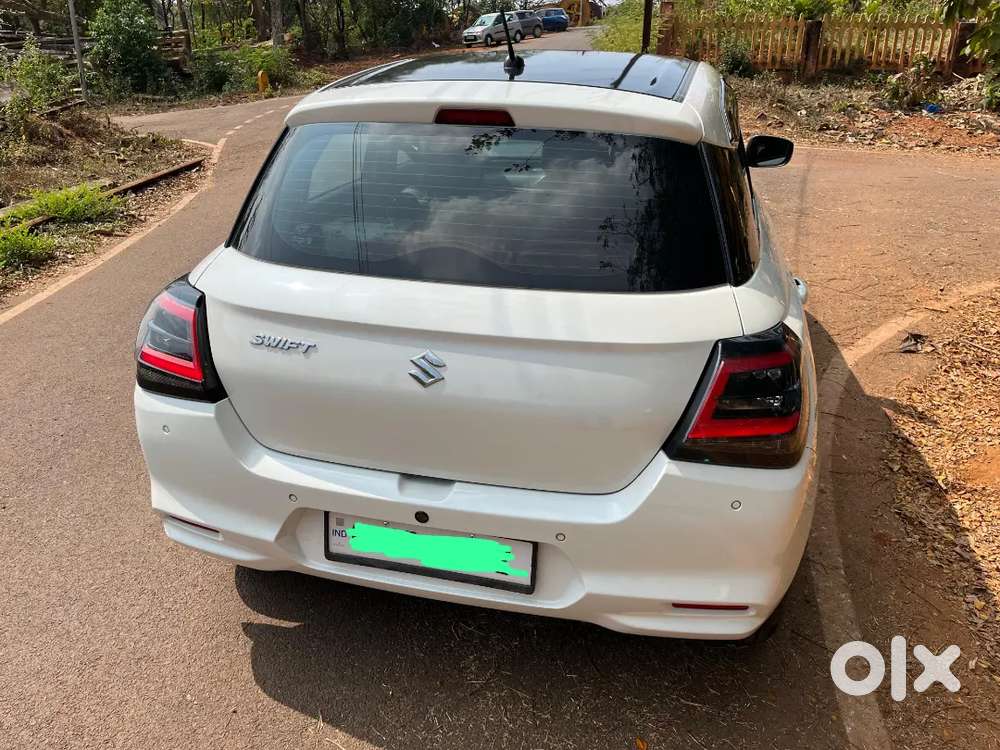 Maruti Suzuki New-gen Swift Oct 2024 Petrol 8650 Km Driv