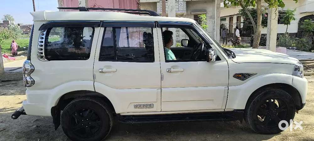 Mahindra Scorpio 2017 Diesel 135000 Km Driven