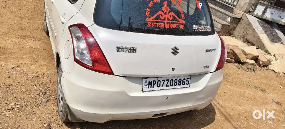Maruti Suzuki Swift 2015 Diesel 122000 Km Driven