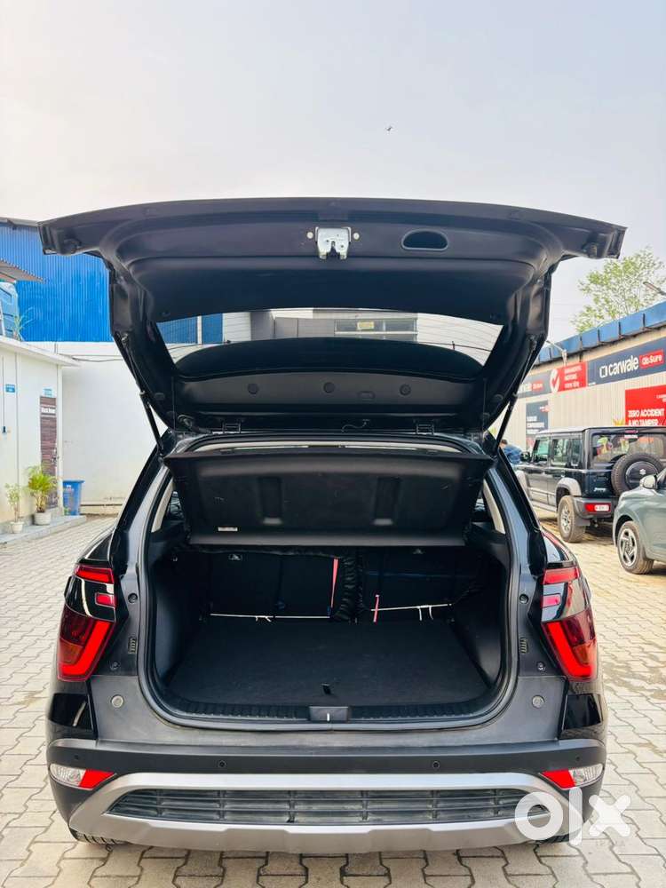 Hyundai Creta Sx Petrol Mt, 2023, Petrol