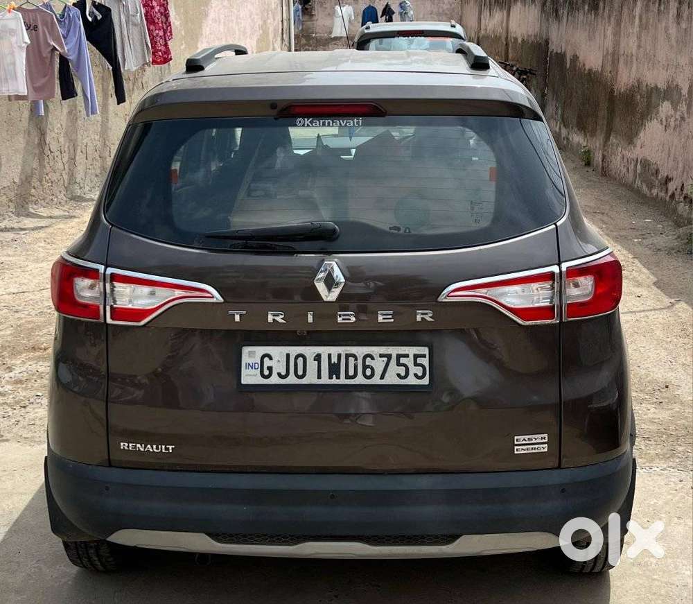 Renault Triber Rxz, 2021, Petrol