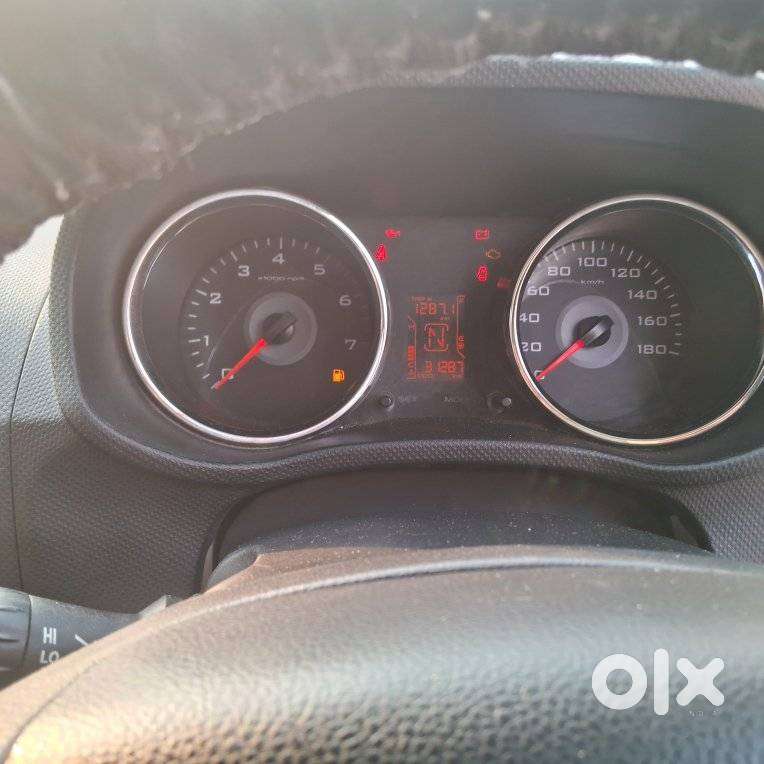 Mahindra Tuv 300 Mhawk100 T8 Amt, 2017, Diesel